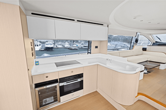 2026 Azimut Fly 68 14