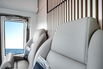 2026 Azimut Fly 68 27