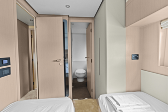 2026 Azimut Fly 68 34