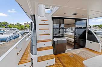 2026 Azimut Fly 68 48