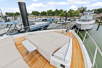 2026 Azimut Fly 68 53