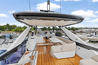 2026 Azimut Fly 68 57