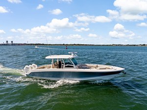 Boston Whaler 380 Outrage 1 2024 Boston Whaler 380 Outrage 2
