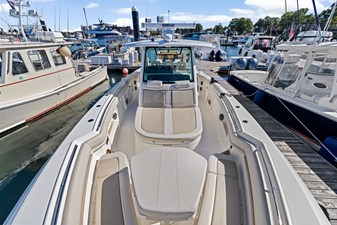 Boston Whaler 380 Outrage 39 2024 Boston Whaler 380 Outrage 40