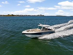 Boston Whaler 380 Outrage 53 2024 Boston Whaler 380 Outrage 54