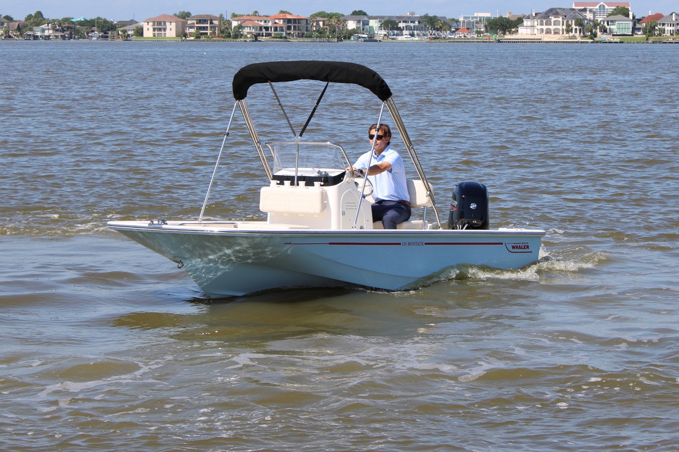 2026 Boston Whaler 150 Montauk 2