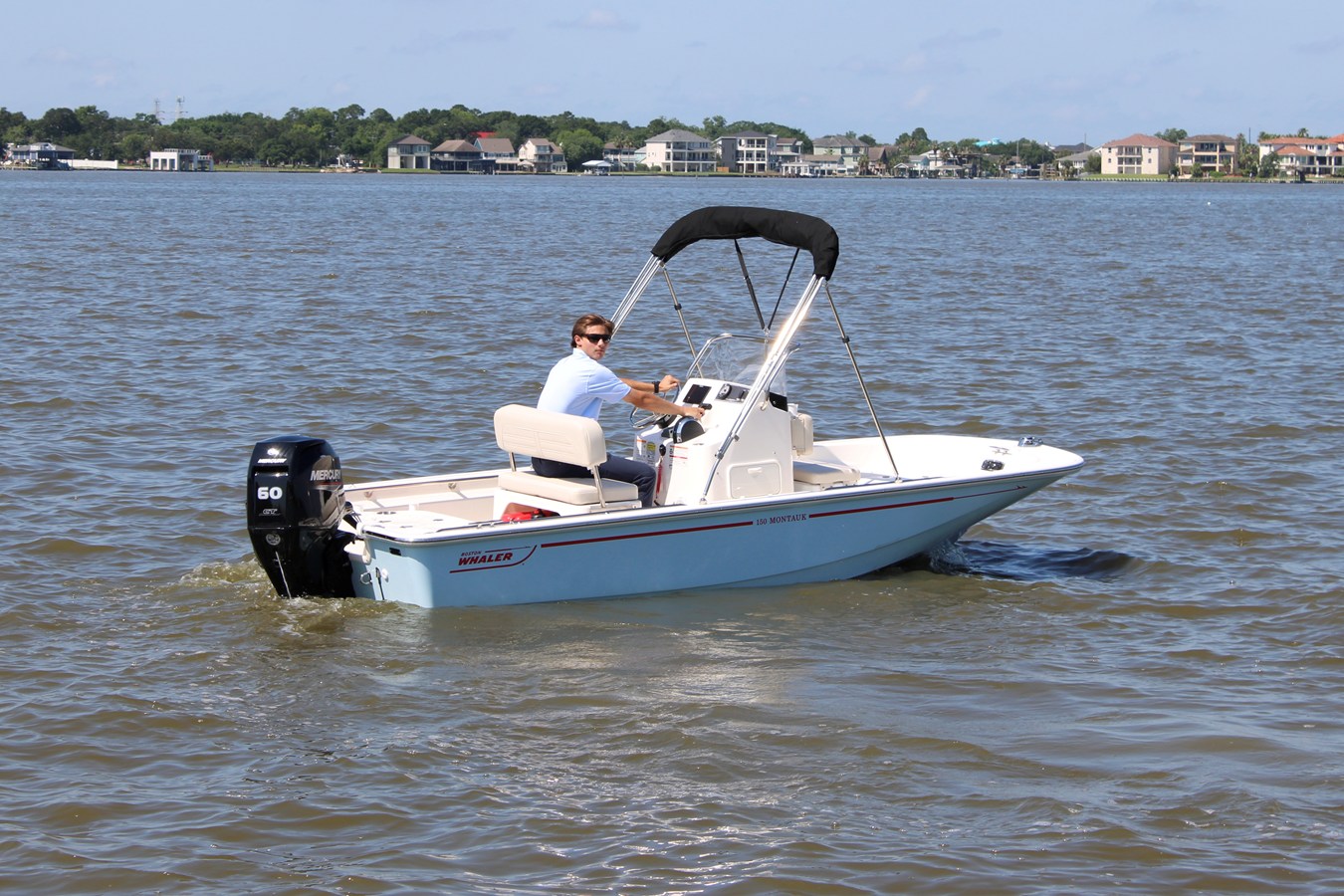 2026 Boston Whaler 150 Montauk 8