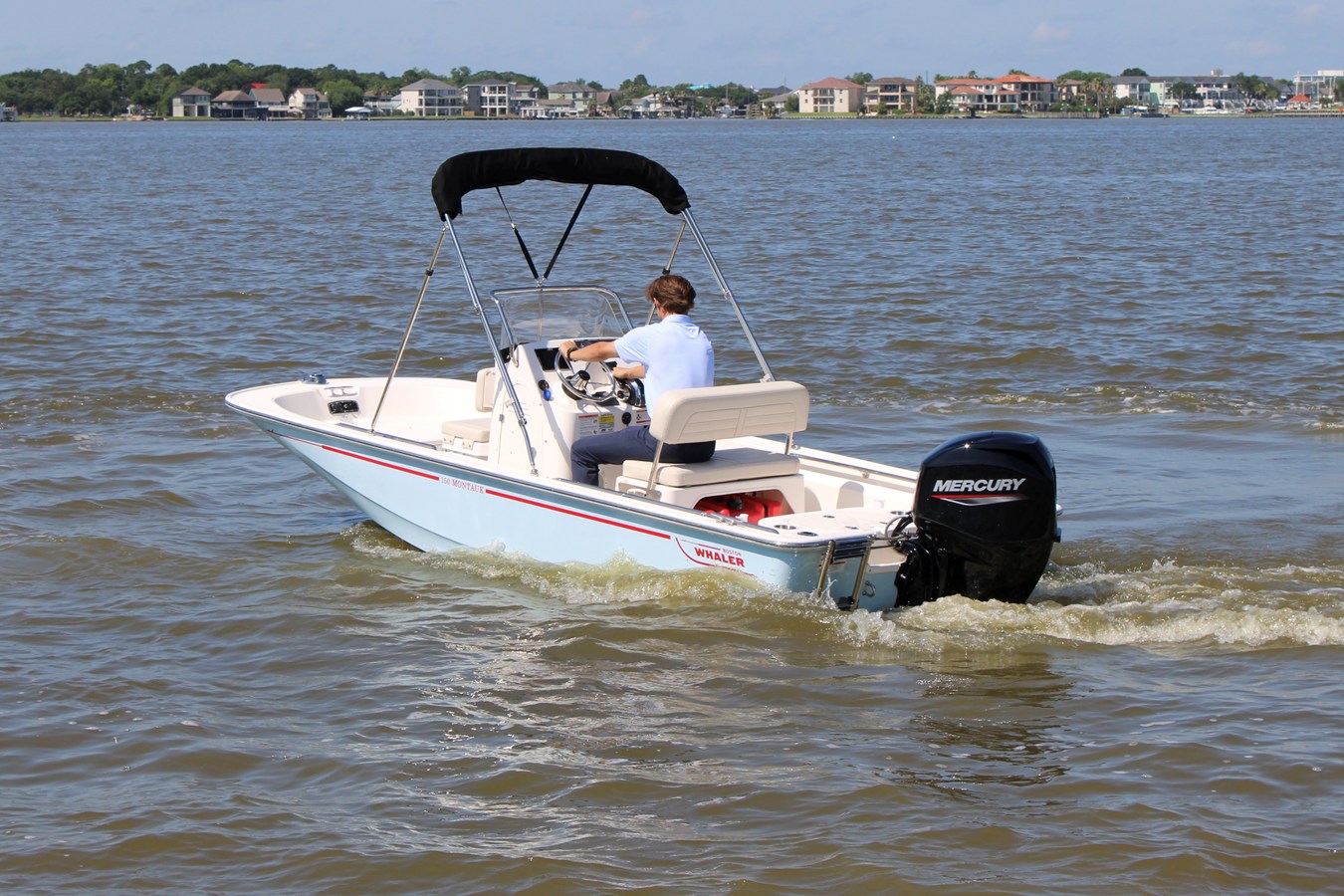 2026 Boston Whaler 150 Montauk 12