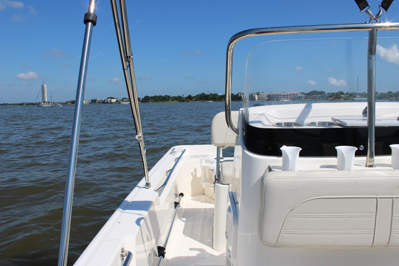 2026 Boston Whaler 150 Montauk 19
