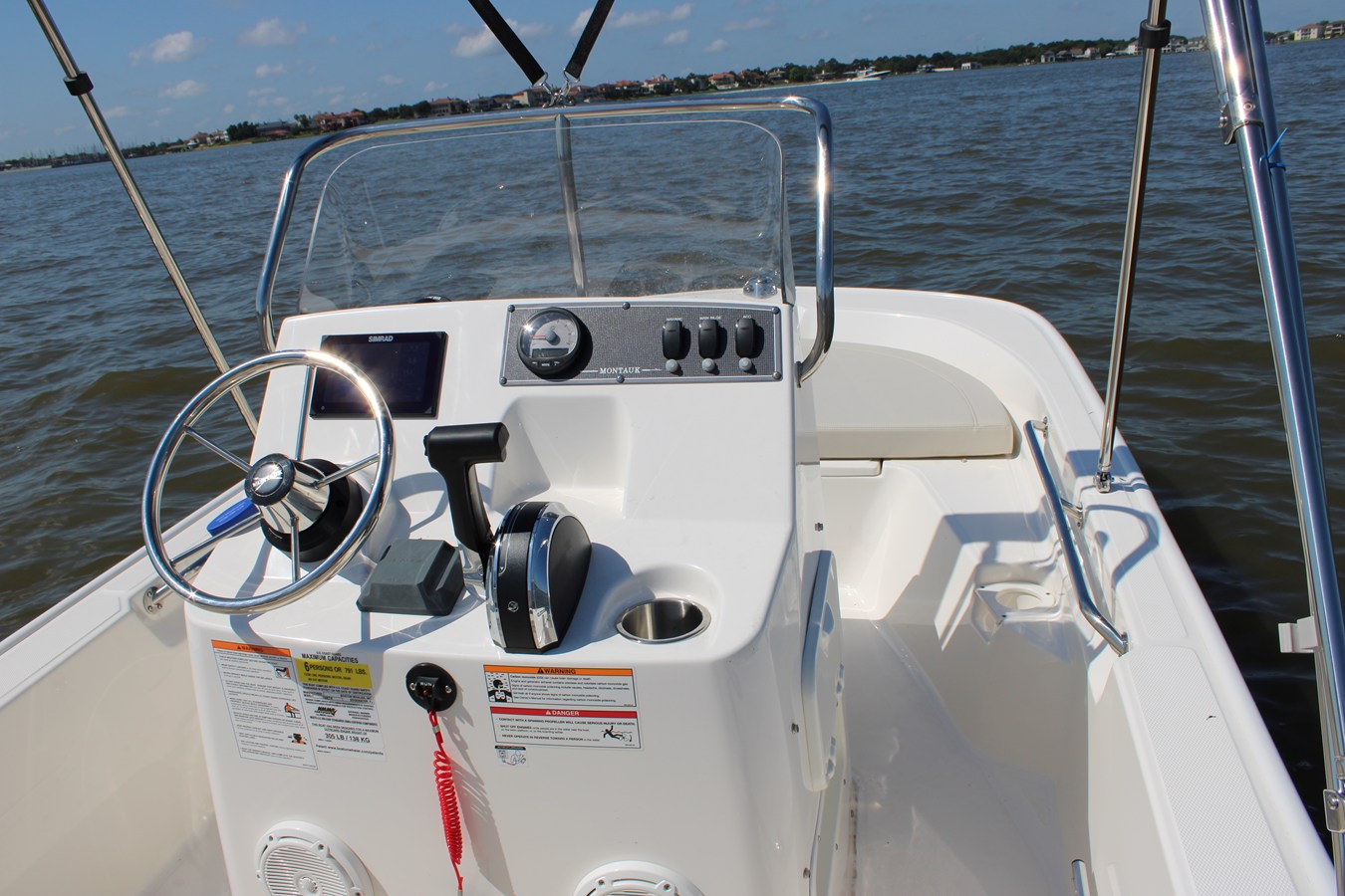 2026 Boston Whaler 150 Montauk 27