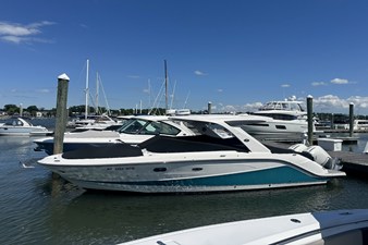 Sea Ray 310 SLX OB 1 2021 Sea Ray 310 SLX OB 2