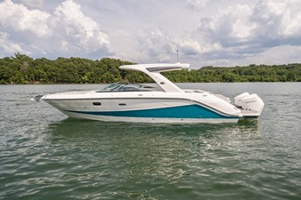 Sea Ray 310 SLX OB 25 2021 Sea Ray 310 SLX OB 26