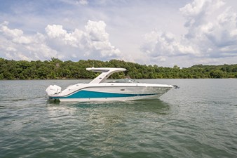 Sea Ray 310 SLX OB 26 2021 Sea Ray 310 SLX OB 27