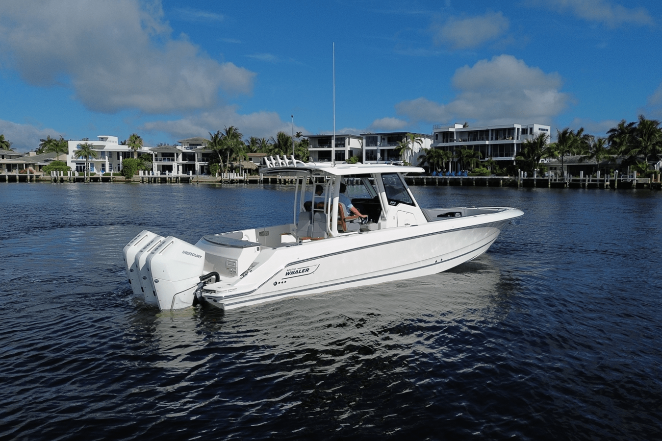 2026 Boston Whaler 360 Outrage 4