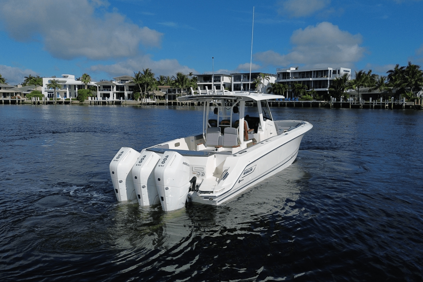 2026 Boston Whaler 360 Outrage 6