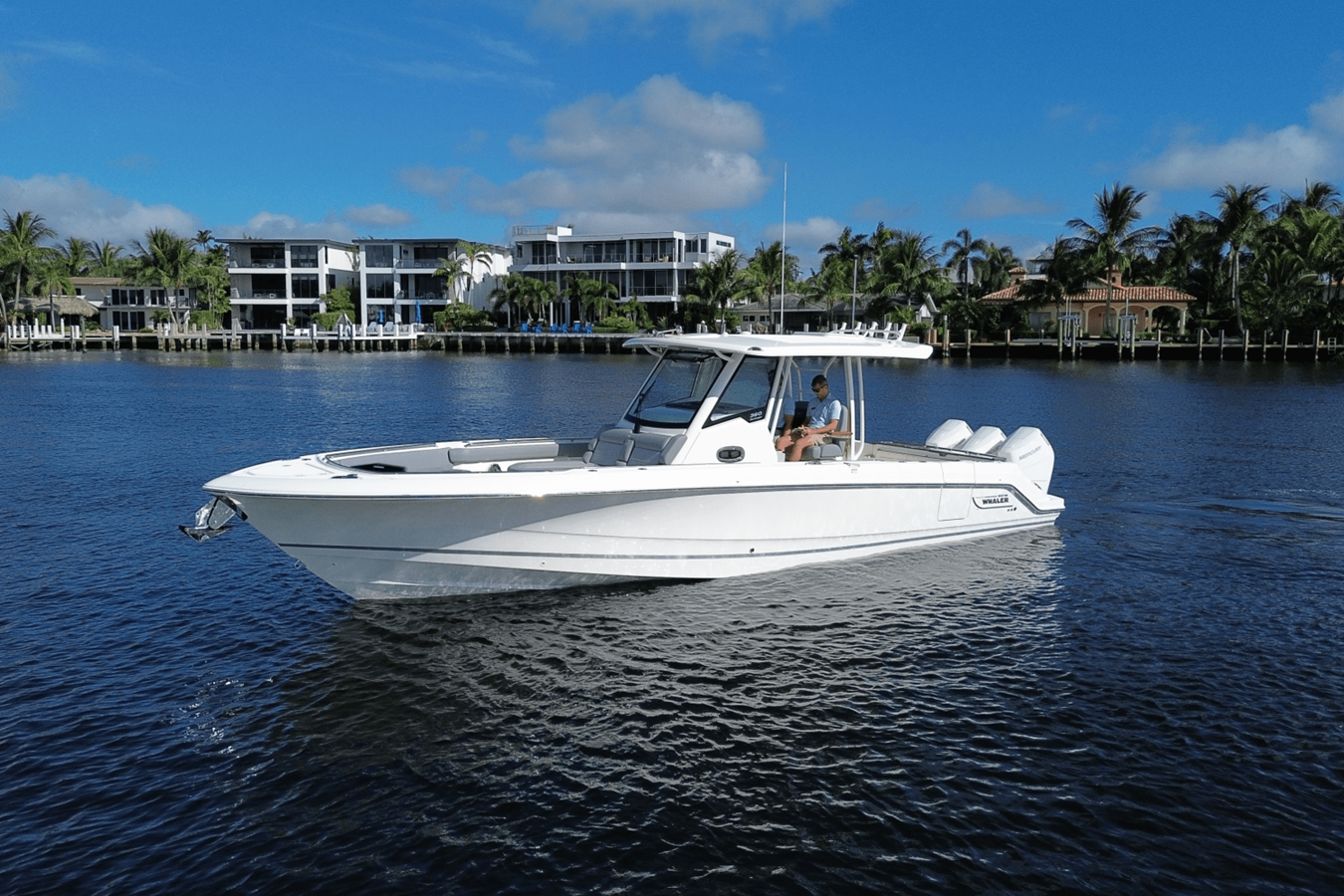2026 Boston Whaler 360 Outrage 13