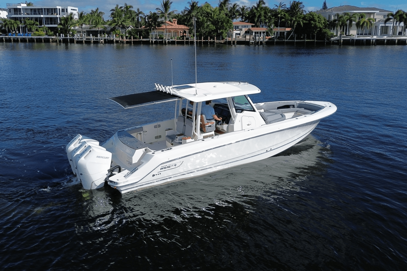 2026 Boston Whaler 360 Outrage 18