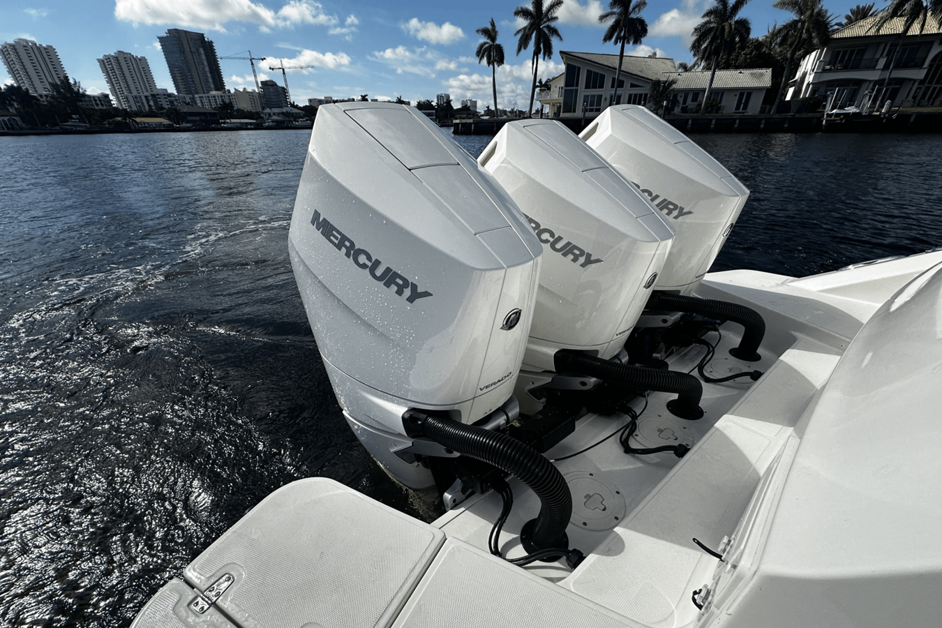 2026 Boston Whaler 360 Outrage 19