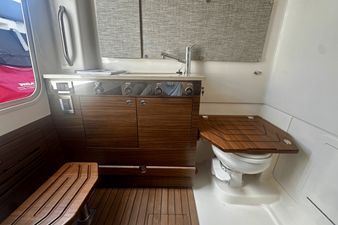 2026 Boston Whaler 360 Outrage 48
