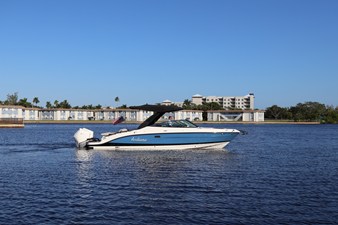 Sea Ray 280 SLX OUTBOARD 4 2024 Sea Ray 280 SLX OUTBOARD 5