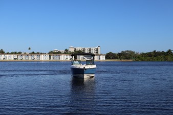 Sea Ray 280 SLX OUTBOARD 8 2024 Sea Ray 280 SLX OUTBOARD 9