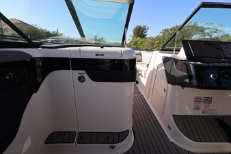 Sea Ray 280 SLX OUTBOARD 33 2024 Sea Ray 280 SLX OUTBOARD 34