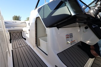 Sea Ray 280 SLX OUTBOARD 35 2024 Sea Ray 280 SLX OUTBOARD 36