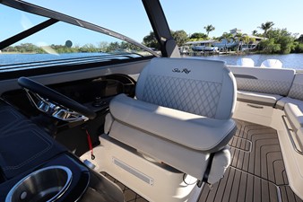 Sea Ray 280 SLX OUTBOARD 41 2024 Sea Ray 280 SLX OUTBOARD 42