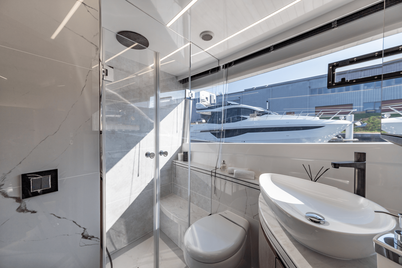 2027 Galeon 560 FLY 29