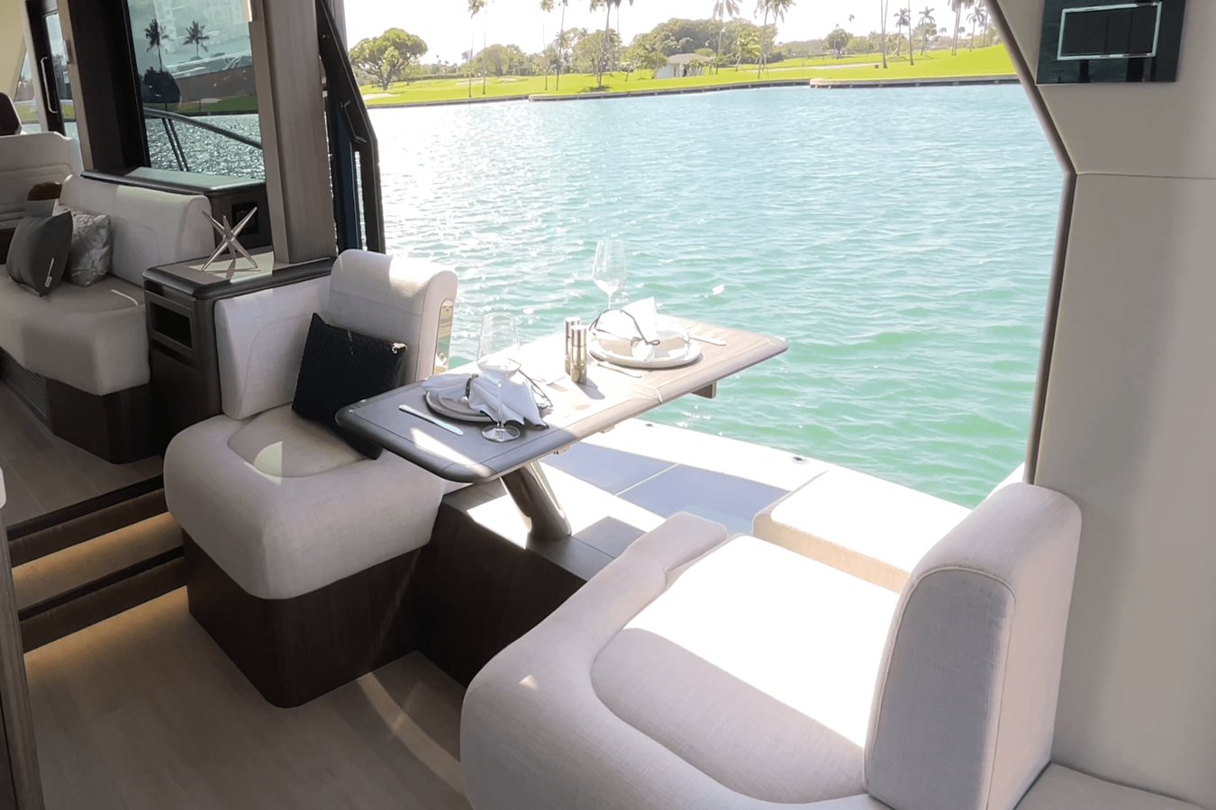 2027 Galeon 560 FLY 37