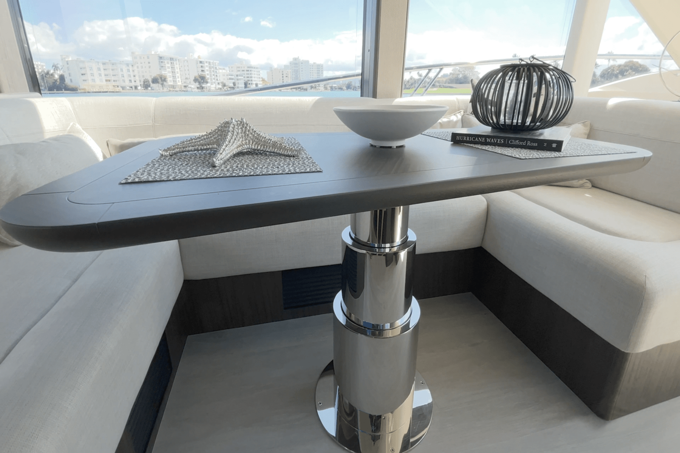 2027 Galeon 560 FLY 43