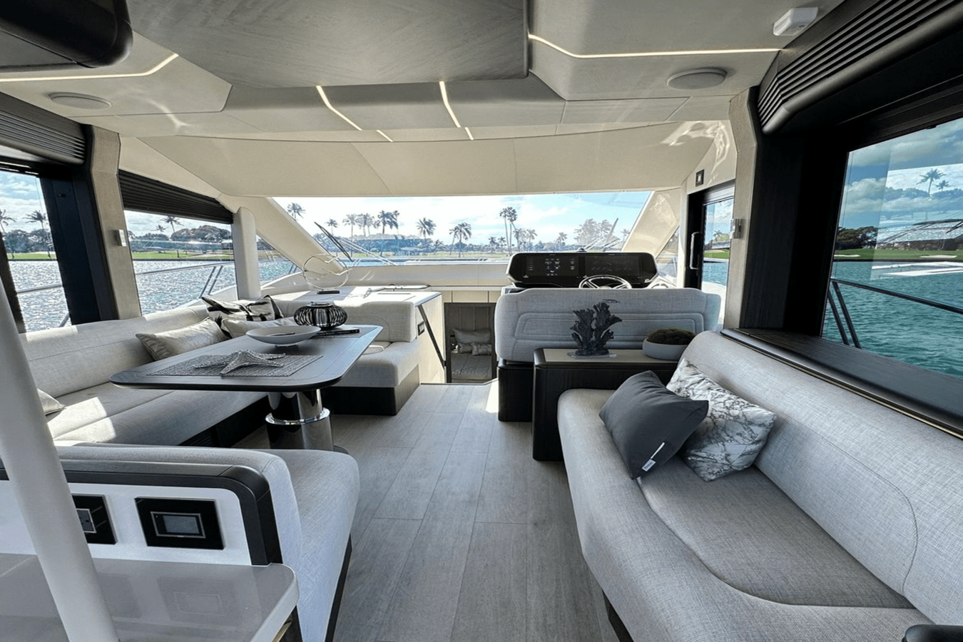 2027 Galeon 560 FLY 58