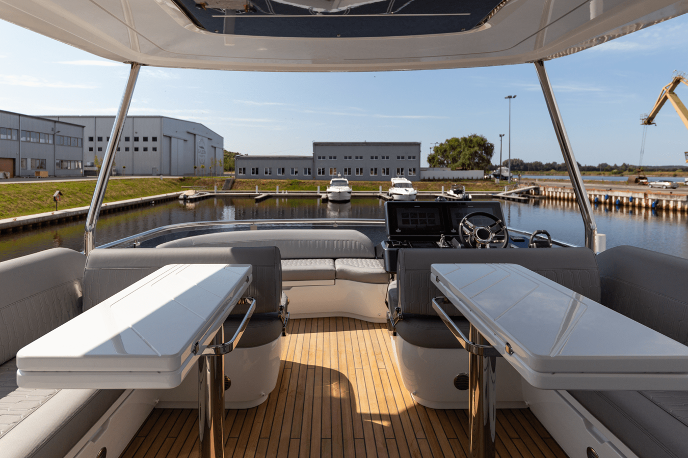 2027 Galeon 560 FLY 64