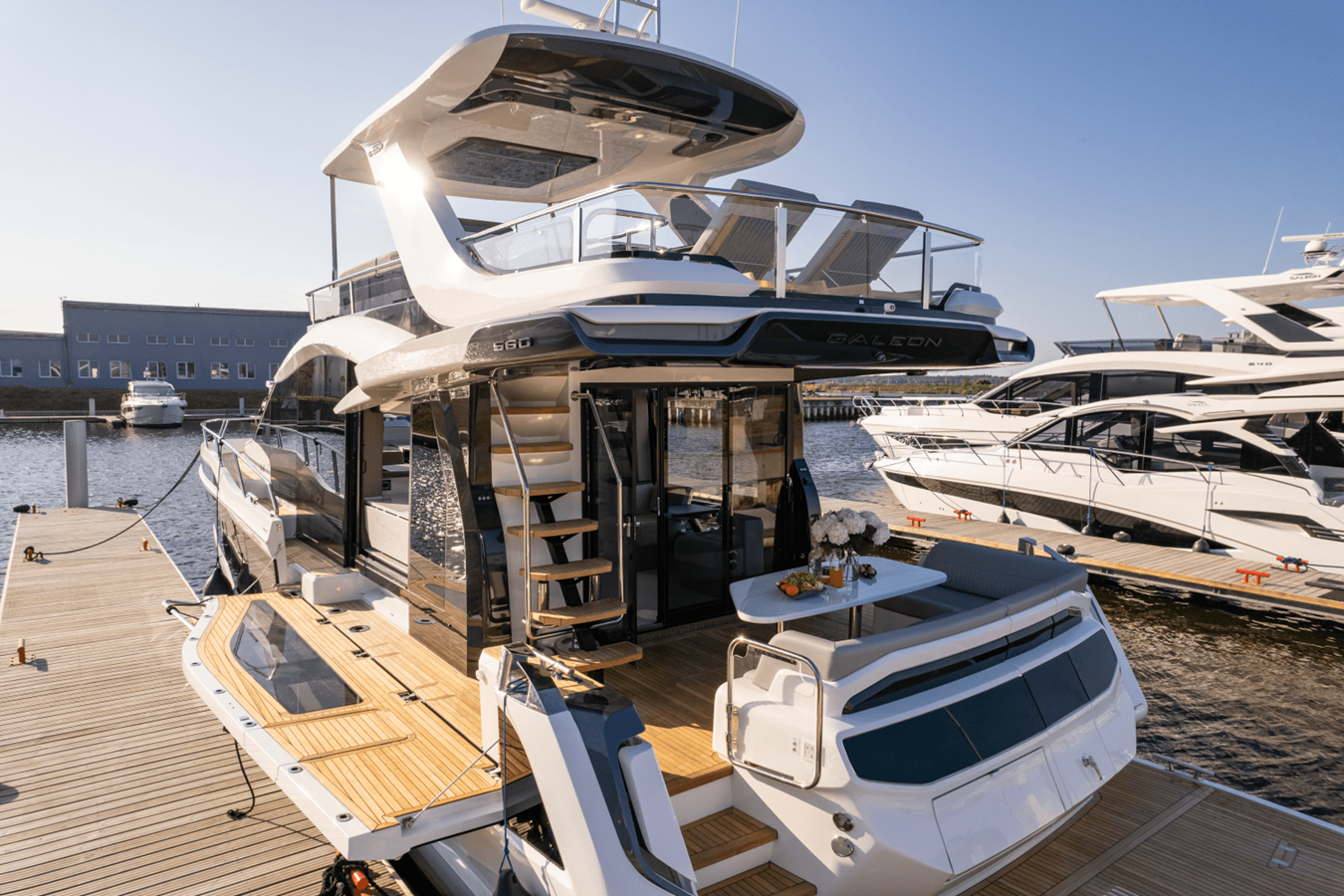 2027 Galeon 560 FLY 73