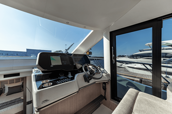 2027 Galeon 560 FLY 25