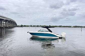 Sea Ray SLX 260 Outboard 0 2026 Sea Ray SLX 260 Outboard 1