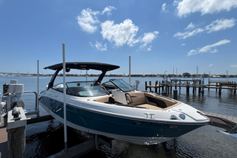 Sea Ray 280 SLX OUTBOARD 3 2024 Sea Ray 280 SLX OUTBOARD 4