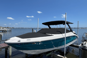 Sea Ray 280 SLX OUTBOARD 10 2024 Sea Ray 280 SLX OUTBOARD 11