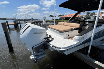 Sea Ray 280 SLX OUTBOARD 13 2024 Sea Ray 280 SLX OUTBOARD 14