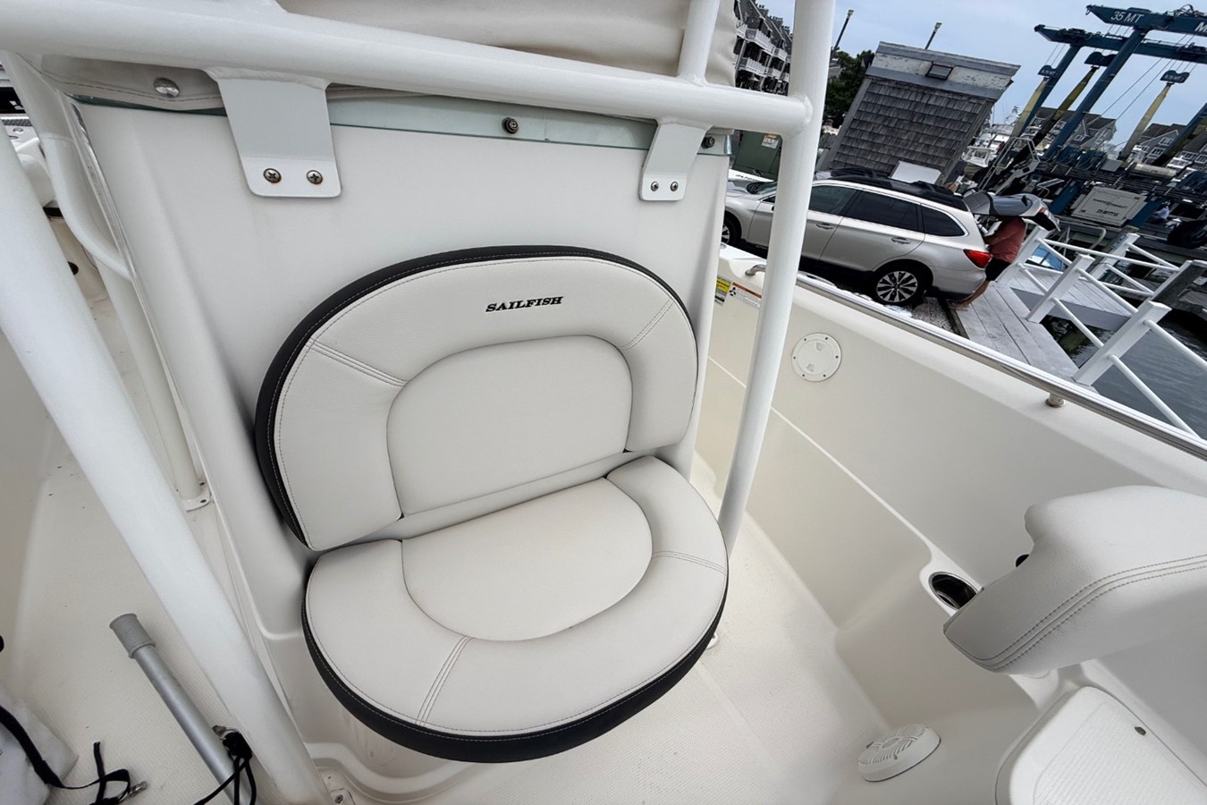 2022 Sailfish 220 CC 12