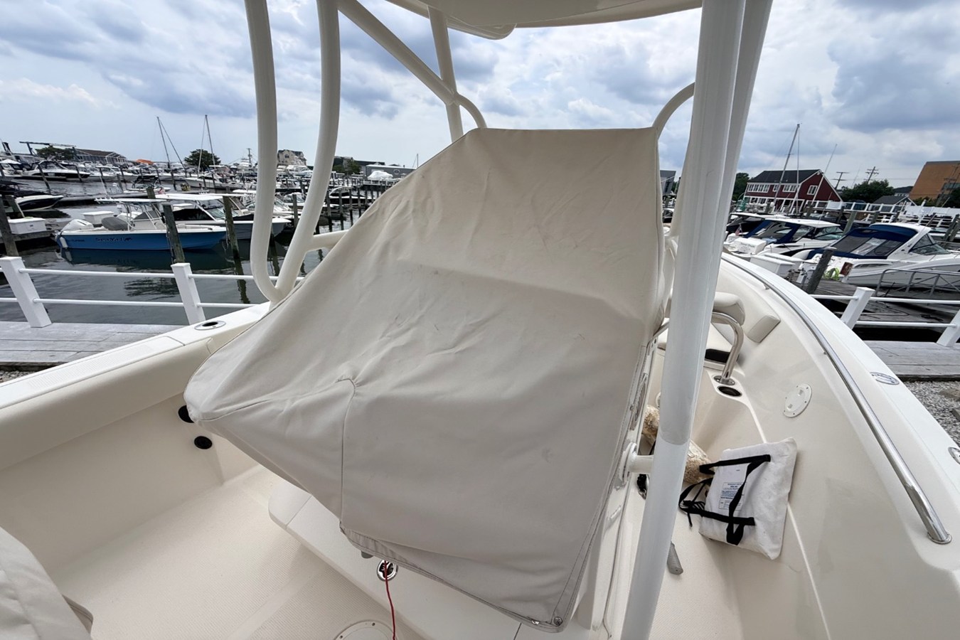 2022 Sailfish 220 CC 16