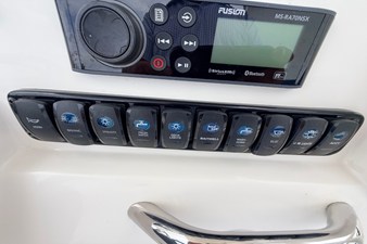 2022 Sailfish 220 CC 18
