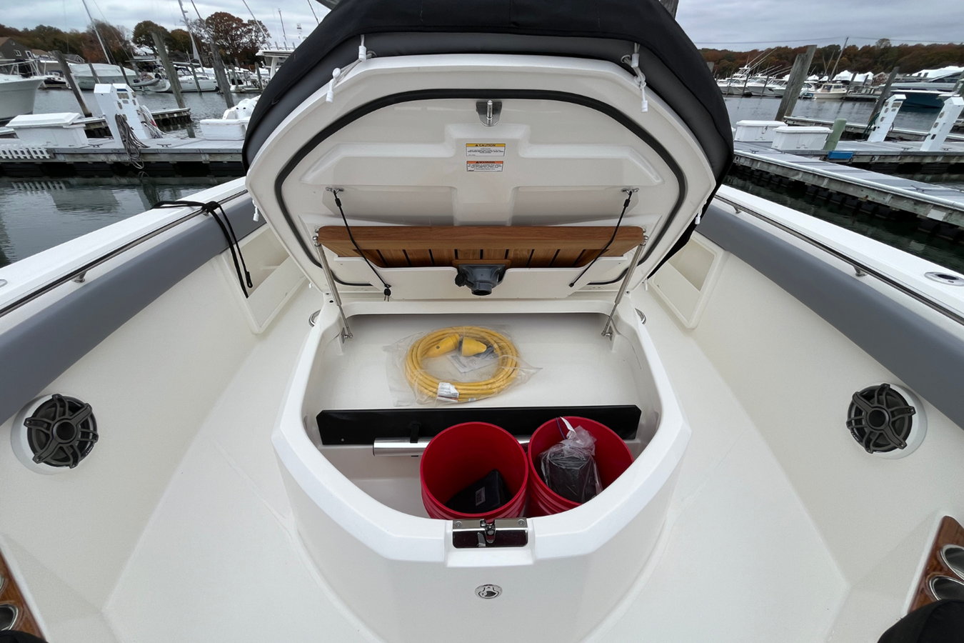 2026 Boston Whaler 360 Outrage 59