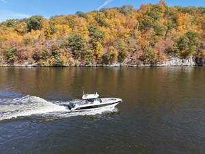 2026 Boston Whaler 360 Outrage 10