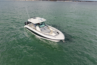 2026 Boston Whaler 360 Outrage 20