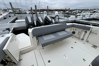 2026 Boston Whaler 360 Outrage 34
