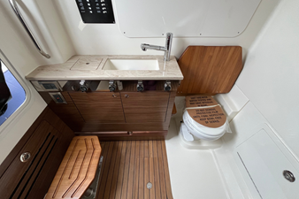 2026 Boston Whaler 360 Outrage 54