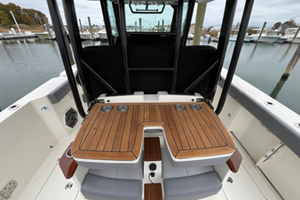 2026 Boston Whaler 360 Outrage 63
