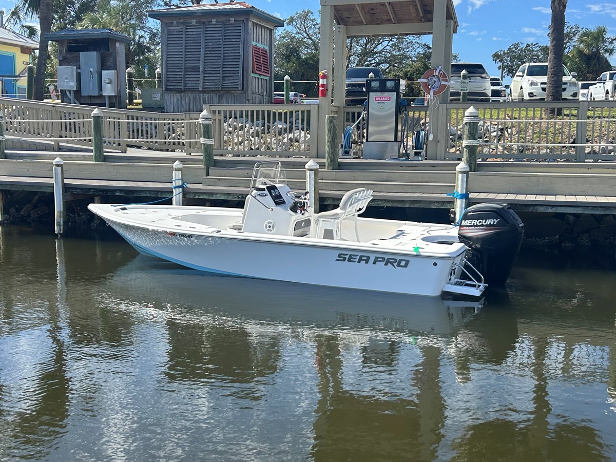 2018 Sea Pro 208 BAY 6