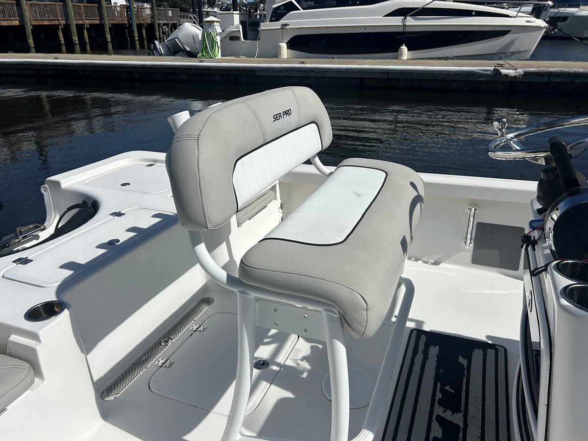 2018 Sea Pro 208 BAY 24